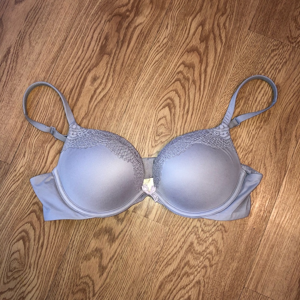 HTF 38B Victoria’s Secret Push-Up Bra! Lacy Gray
